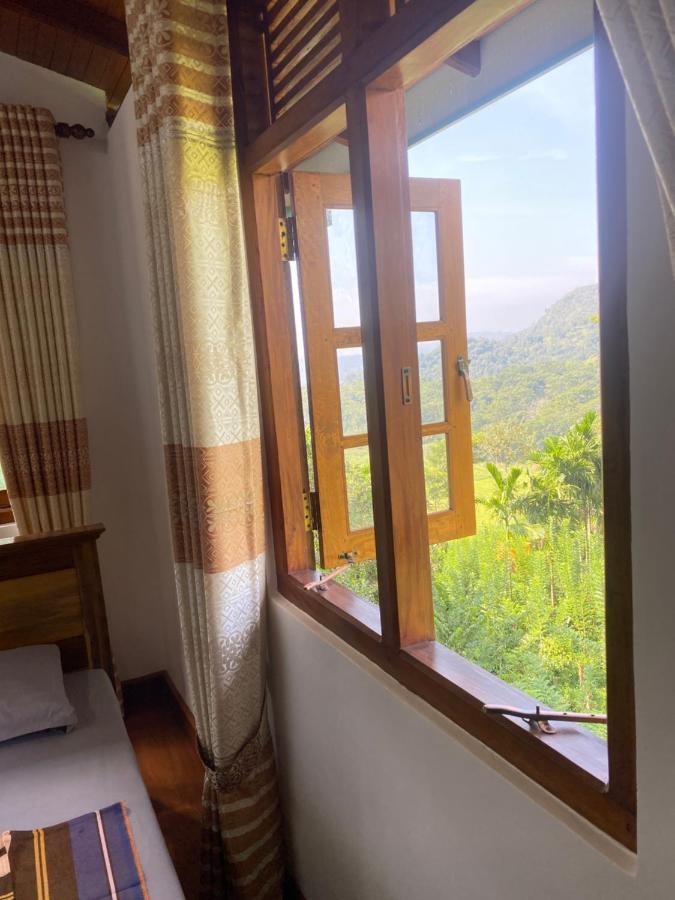 Bed and Breakfast Happy Feet Diyaluma Koslanda Экстерьер фото
